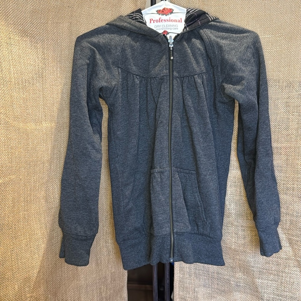 REVERSIBLE GREY & FLANNEL HOODIE